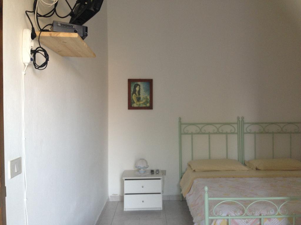 Standard Double or Twin Room,249204089:JPEG